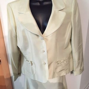 Stunning pale mint Tahari ladies suite